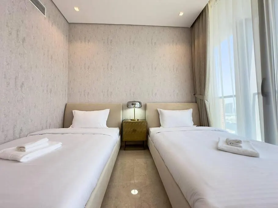 Dar Vacation - Modern & Stylish 2Br Apartment Near Burj Khalifa Dubai United Arab Emirates